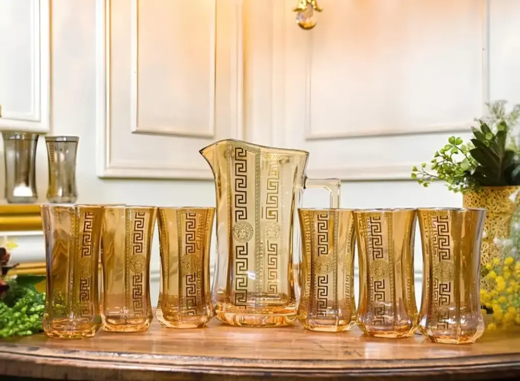 Deluxe Versace Gold Plated Jug with 6 Tall Glasses (Amber)
